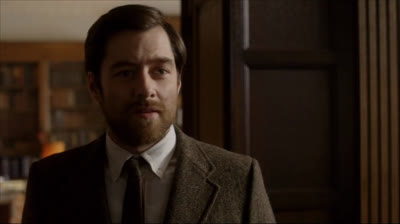 Saison 2 Épisode 13 Le Talisman (Dragonfly in Amber)