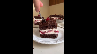 VT 13 BOLO   FLORESTA NEGRA